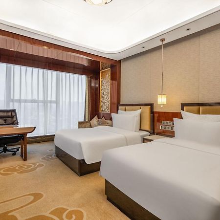Chengdu CYNN Hotel Extérieur photo
