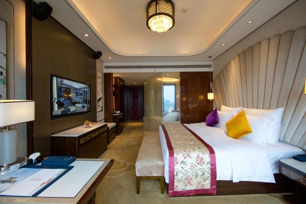 Chengdu CYNN Hotel Extérieur photo